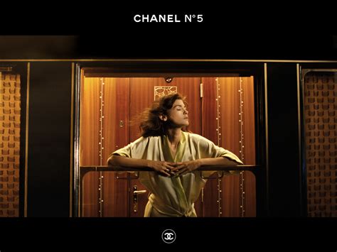 ad chanel no 5|Chanel no 5 advert song.